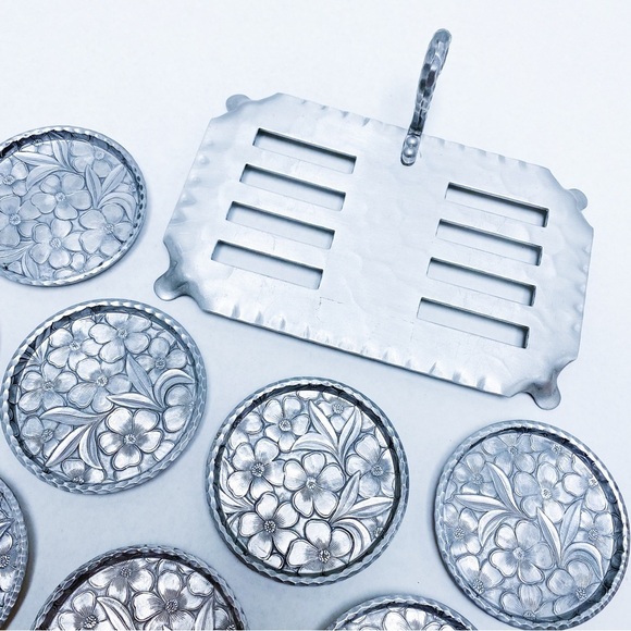 Vintage - Everlast Aluminum Coaster Set of 8 with Stand - Picture 4 of 5